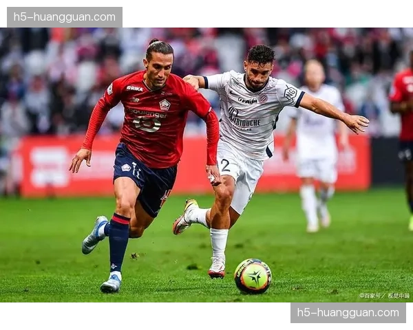 诺丁汉森林对阵热刺，森林主帅强调需限制波罗在右路的起球