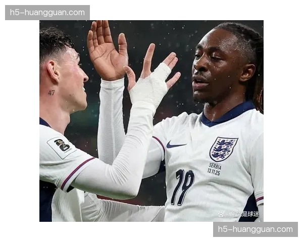 雨战！回顾在泥泞中进行的2025年世界杯英国曼彻斯特站，完赛即胜利